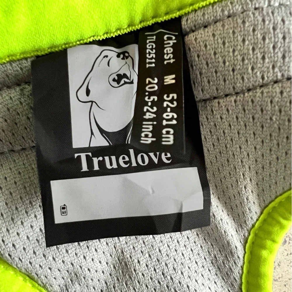 True Love Cooling Vest for Dogs, size M, NWOT